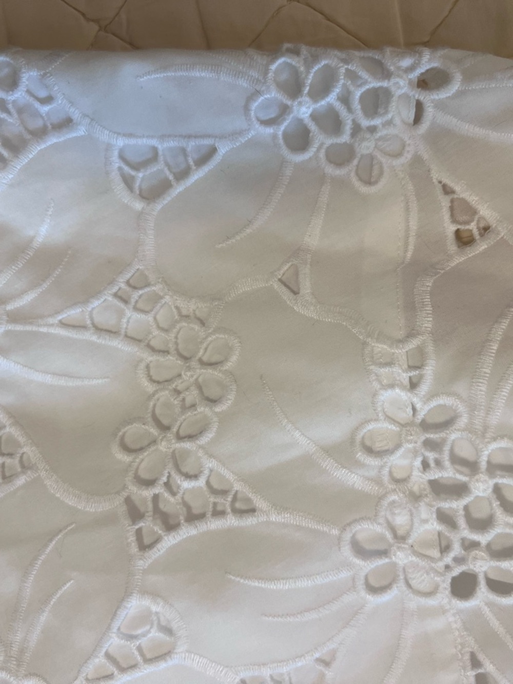 Lilly Pulitzer White Eyelet Midi Dress size 4 - Picture 14 of 14